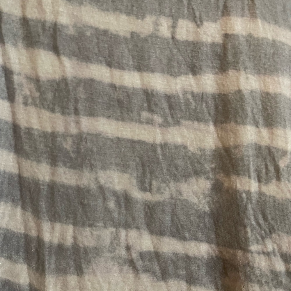 Moon and Sky gray and white stripped tee. Good condition.  Size XL - Picture 2 of 3